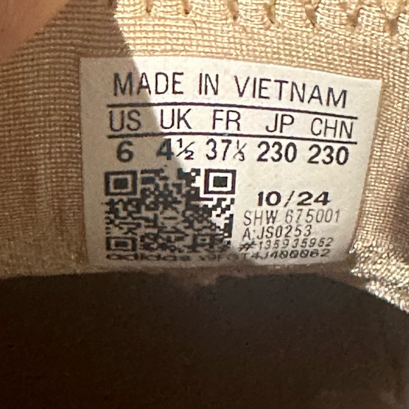 adidas Original Japan Beige Sneakers - Picture 8 of 8